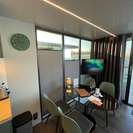 Hotel Hausboot Fjord Baltica Mit Dachterrasse In Barth Esterno foto